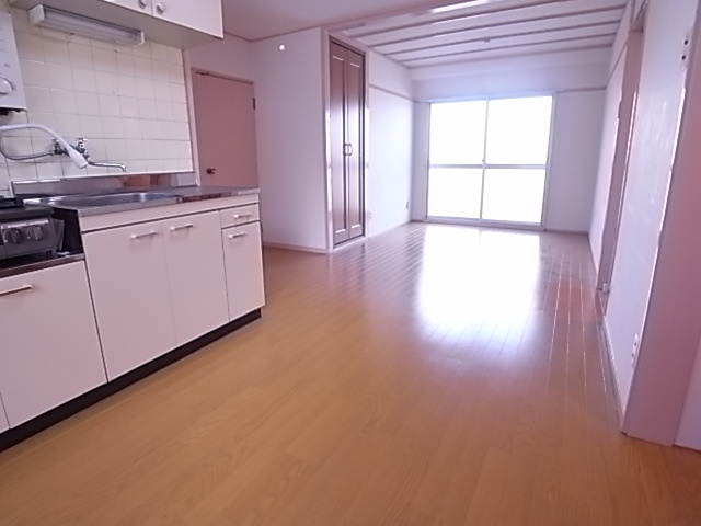 コーポ森本の居間・リビング