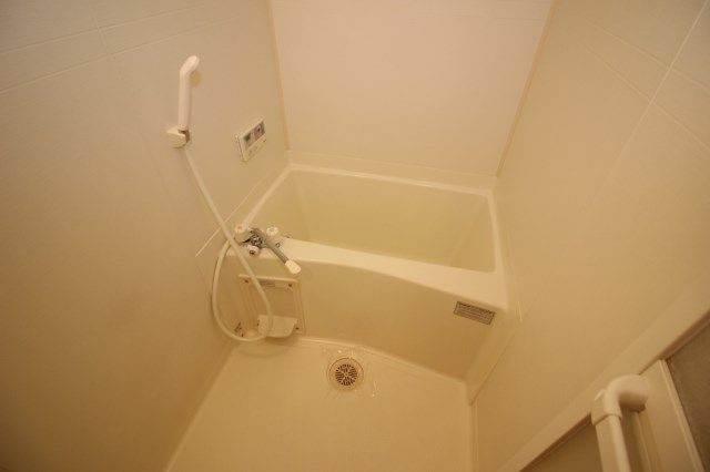 エストレーア薬院の浴室|エストレーア薬院 （1LDK）