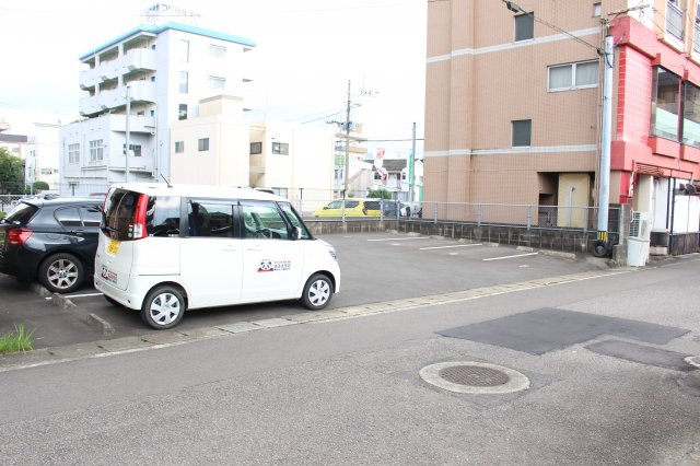 センターヒルマンションの駐車場