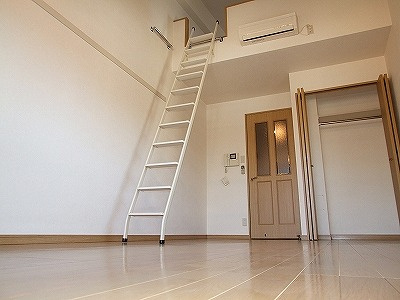 ミ・シュール天神南の洋室|ミ・シュール天神南(1DK)