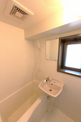 ミ・シュール天神南の浴室|ミ・シュール天神南(1DK)　風呂