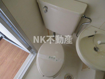 【トイレ】 | アリーヴェデルチ小阪（八戸ノ里賃貸） | コンパクトで使いやすいトイレです