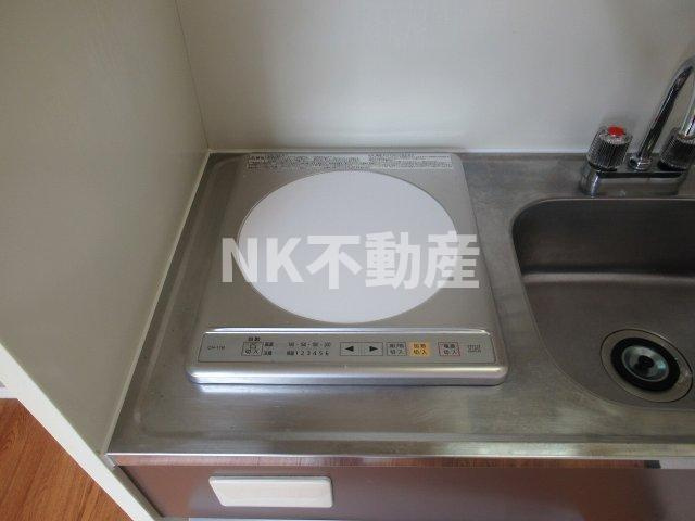 【キッチン】 | アリーヴェデルチ小阪（八戸ノ里賃貸） | コンパクトなキッチンで掃除もラクラク