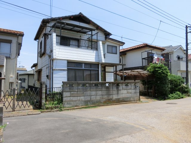 八千代市八千代台北１７丁目　売地　建築条件なし　更地渡し　約３８坪の整形地の外観