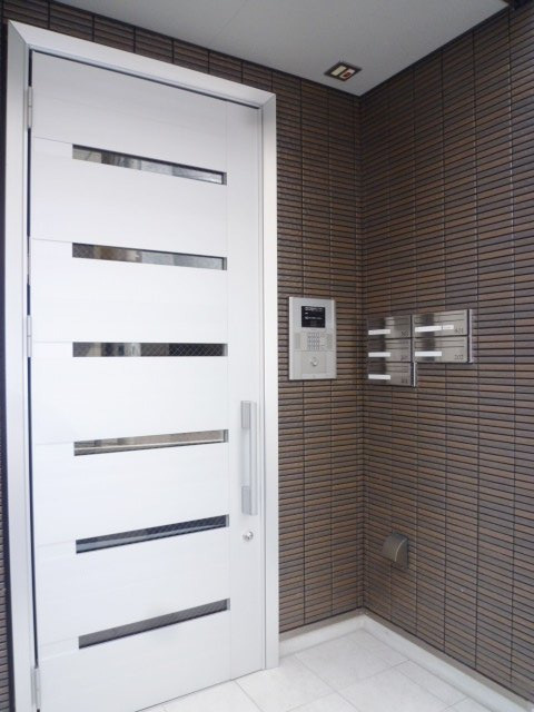 キャトルセゾン本郷のエントランス|エントランス