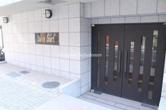 【エントランス】 | Daisy Court　（デイジーコート） 