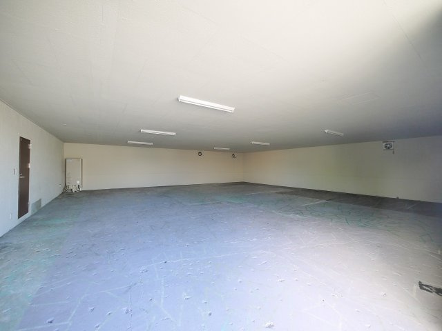 野村店舗の駐車場