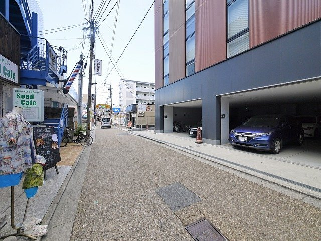 角振新屋町テナントの周辺