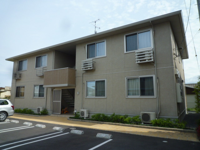 クオーレＢの外観