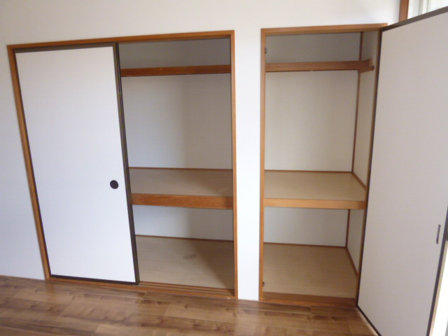 ハッピネス三宅Ａの収納