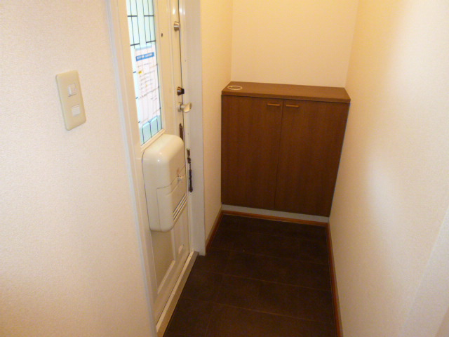 ハッピネス三宅Ａの玄関