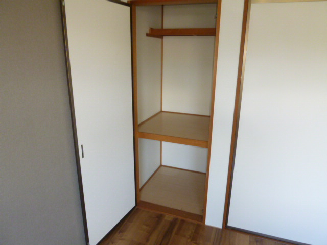 ハッピネス三宅Ａの収納