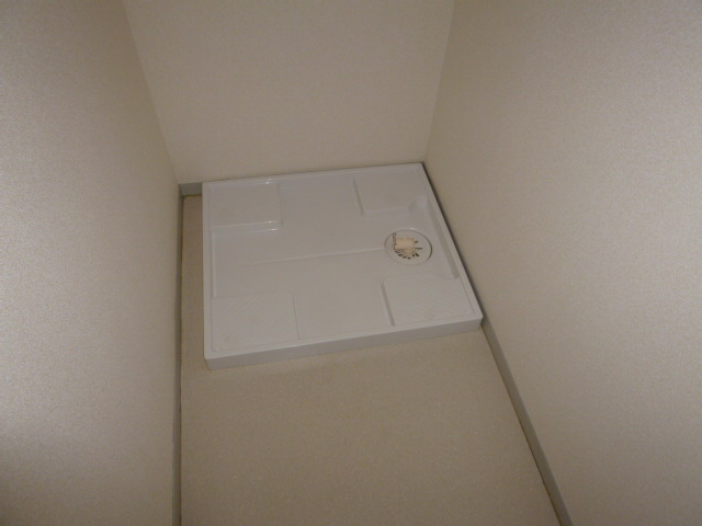 ハッピネス三宅Ａのその他|洗濯機置き場