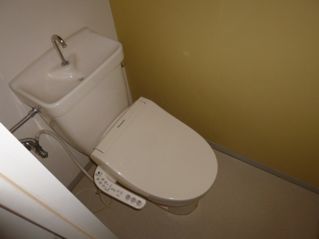 ハッピネス三宅Ａのトイレ|温水洗浄便座