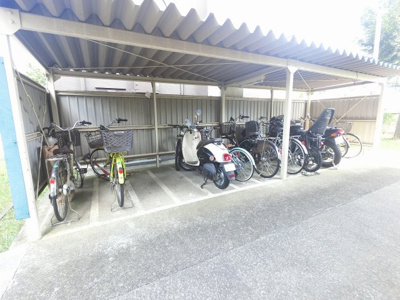 【その他共用部分】 | 桜台団地 | 駐輪場・バイク置場