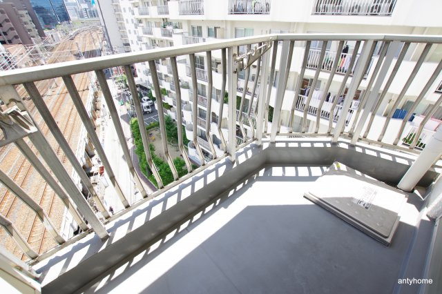 コープ野村梅田A棟　仲介手数料無料のバルコニー