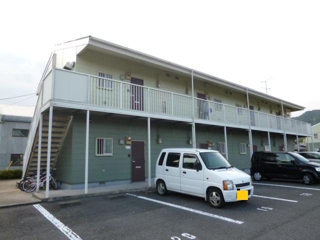 グリーンコートＢの駐車場