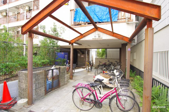 コスモメイト野田　仲介手数料無料のエントランス