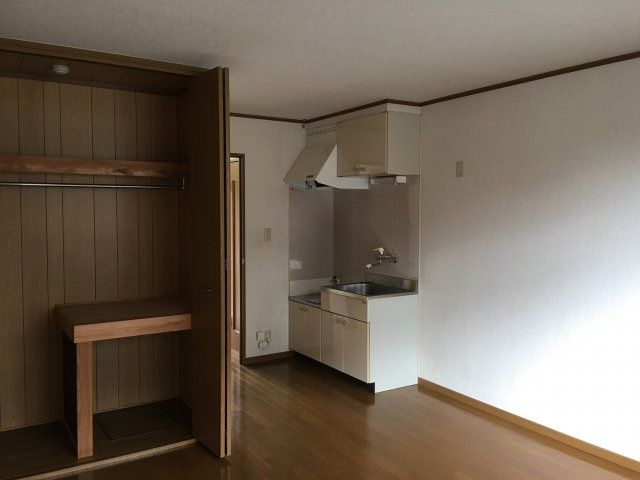 ハイム岩崎Ⅱ（学生応援フェア）のキッチン|きれいなキッチンです