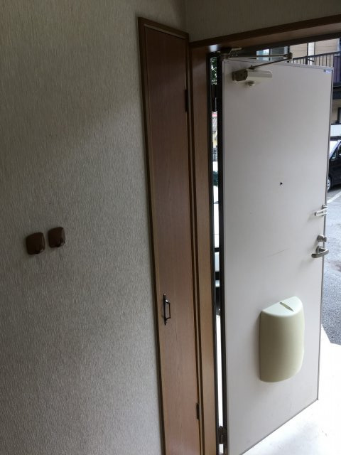 ハイム岩崎Ⅱ（学生応援フェア）の玄関