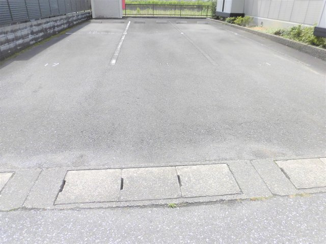 ベルドミール環Bの駐車場