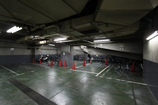【駐車場】