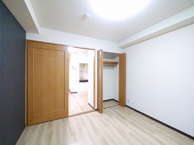 サニーコート西大寺の洋室|コンパクトで使いやすい洋室です