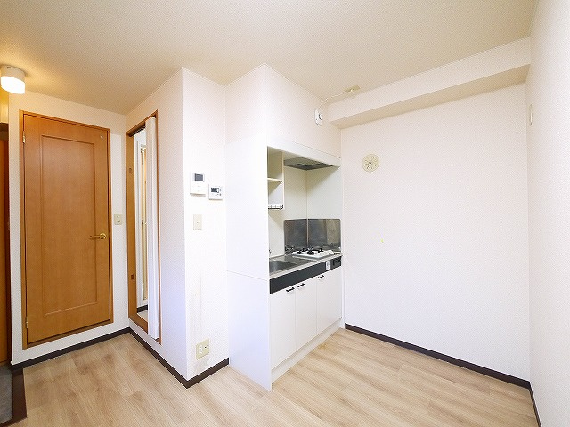 サニーコート西大寺のその他共用部分|毎日通る共用通路です