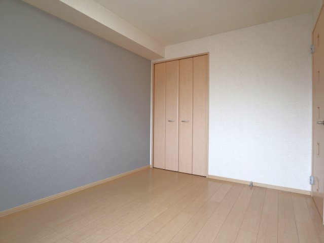レオーノの洋室