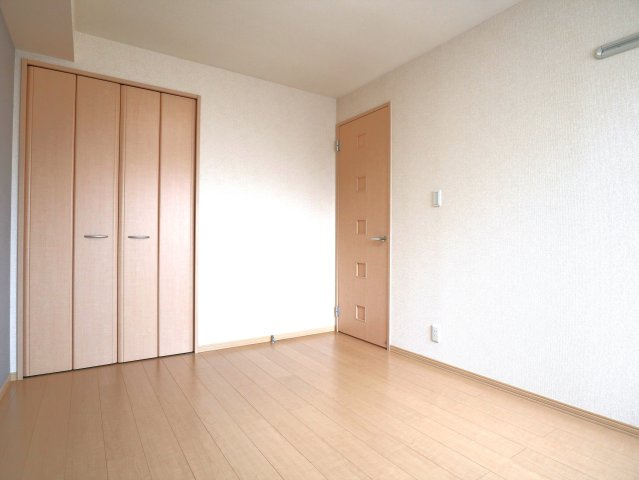 レオーノの洋室