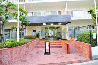 【エントランス】 | 建物の内部です