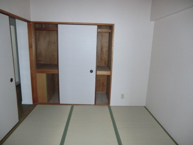 エヌ・エム・セーズの和室