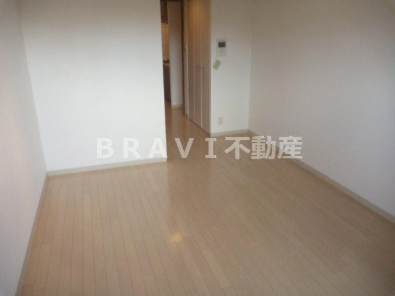 アーデン谷町　BRAVI不動産の洋室|【アーデン谷町】ゆったりした洋室です