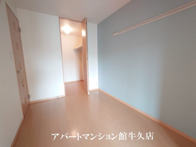 クレールセゾンBの居間・リビング