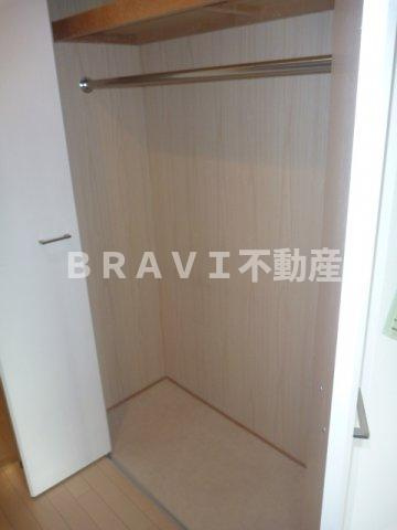 アーデン谷町　BRAVI不動産の洋室|【アーデン谷町】スタンダードな洋室です