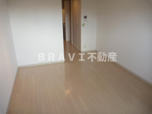 アーデン谷町　BRAVI不動産の居間・リビング|【アーデン谷町】おしゃれなリビングです