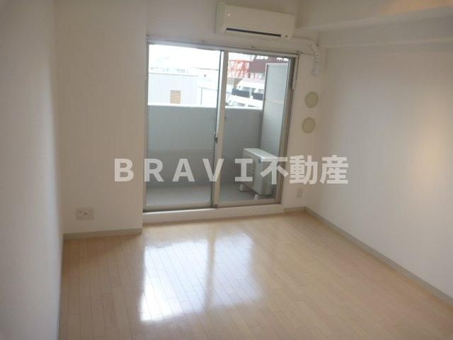 アーデン谷町　BRAVI不動産の洋室|【アーデン谷町】落ち着いた色調の洋室です