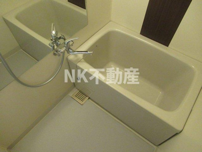 【浴室】 | サンメゾン（俊徳道賃貸） | 日々の暮らしに欠かせないお風呂です