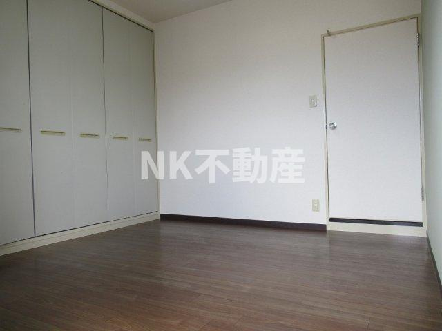 【寝室】 | サンメゾン（俊徳道賃貸） | 寝室にぴったりのお部屋です