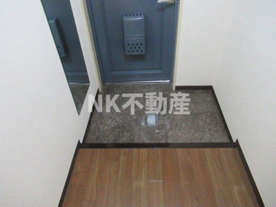 【玄関】 | サンメゾン（俊徳道賃貸） | きれいな玄関です