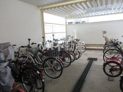 【その他】 | サンメゾン（俊徳道賃貸） | 駐輪場です