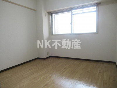 【寝室】 | サンメゾン（俊徳道賃貸） | 寝室にぴったりのお部屋です