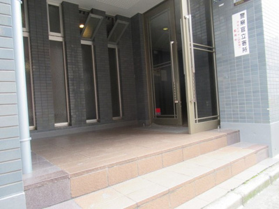 【エントランス】 | サンメゾン（俊徳道賃貸） | 毎日通るエントランスはこのようになっています