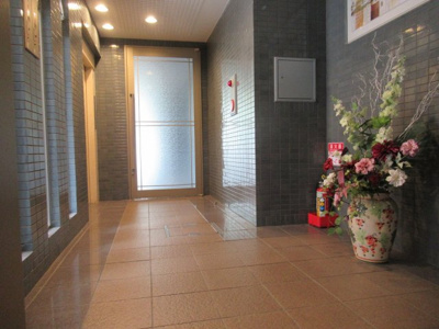 【ロビー】 | サンメゾン（俊徳道賃貸） | 建物の内部です