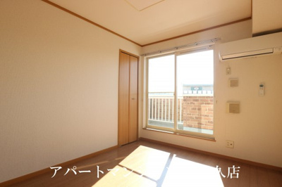 【居間・リビング】 | エターナル