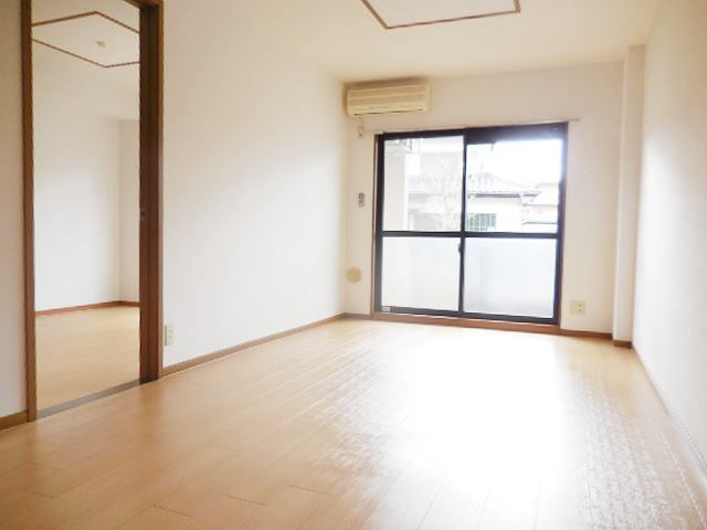 グランセレッソ弐番館の寝室