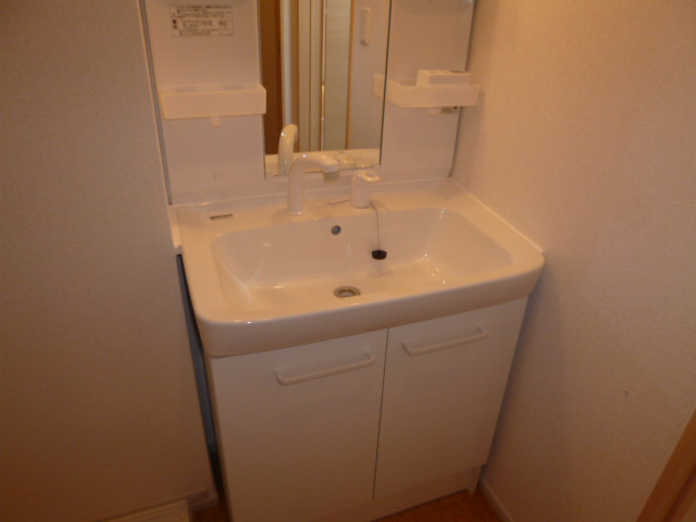 セレーノの独立洗面台|洗髪洗面台