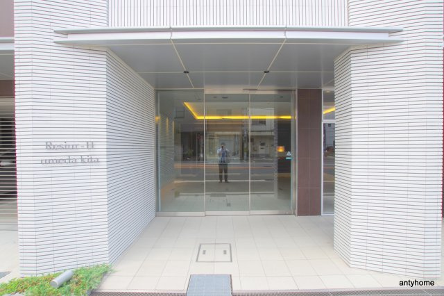 レジュールアッシュ梅田北　仲介手数料無料のエントランス