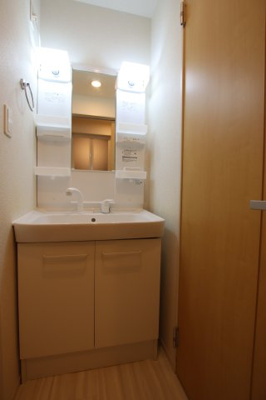 【独立洗面台】 | シェーネ 茂