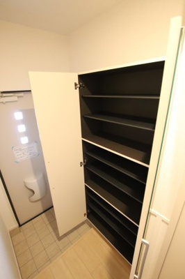 【収納】 | シェーネ 茂 | シューズボックス